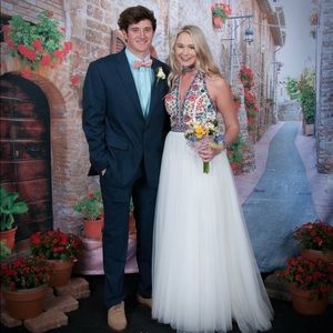 Sherri Hill size 8 prom dress